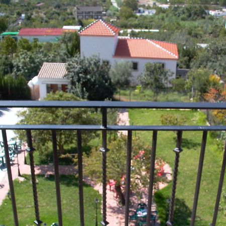 Hotel Calderon Cenes De La Vega Luaran gambar