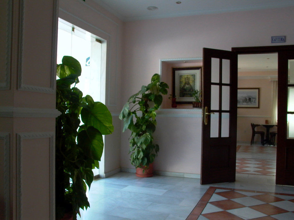 Hotel Calderon Cenes De La Vega Luaran gambar